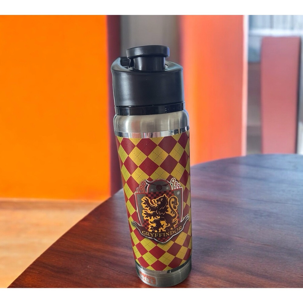 Universal Studios Harry Potter Gryffindor Hot Cold Water Stainless Bottle 20oz‎